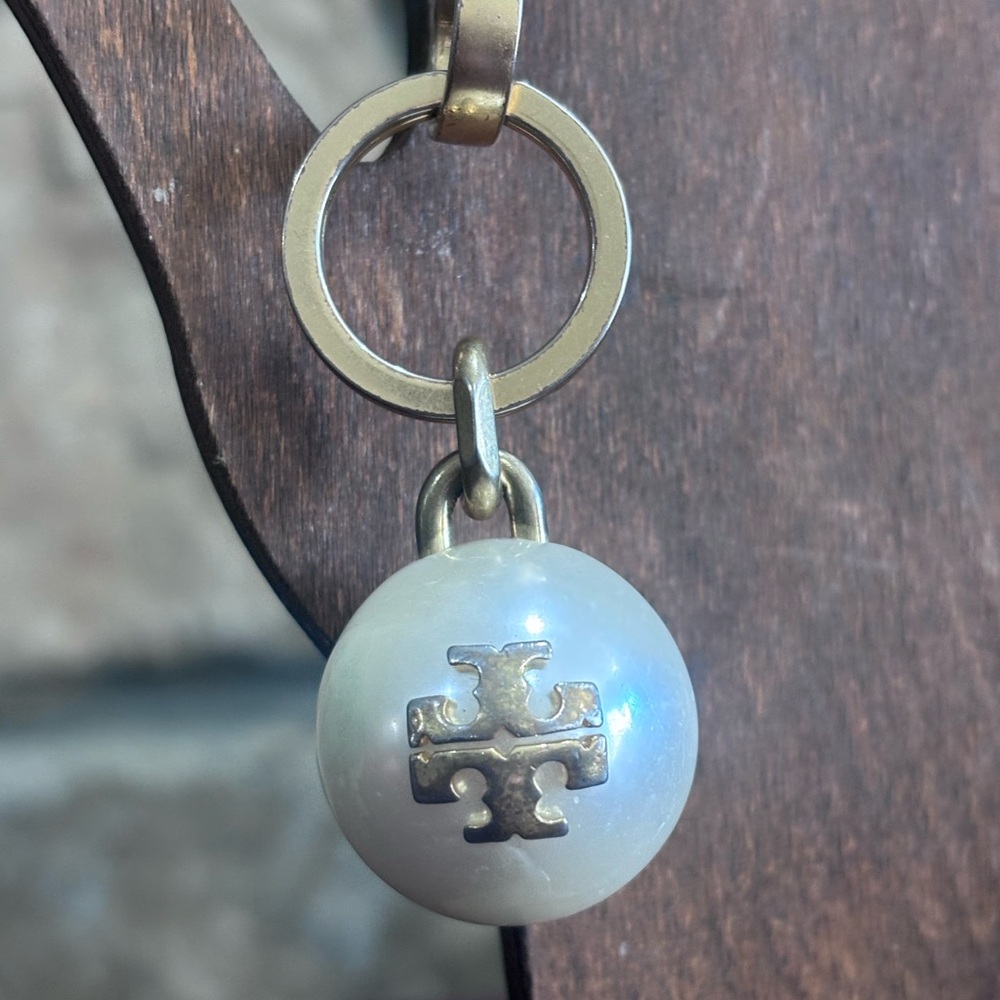 Tory Burch pearl like keychain